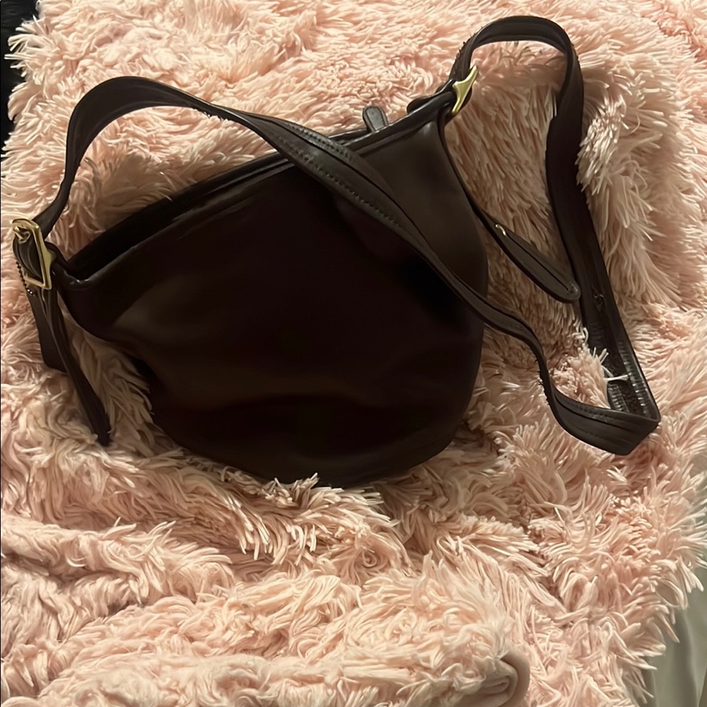 Elegant Dark Brown Leather Shoulder Bag